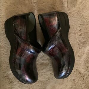 Dansko XP 20 Black and Red Mules